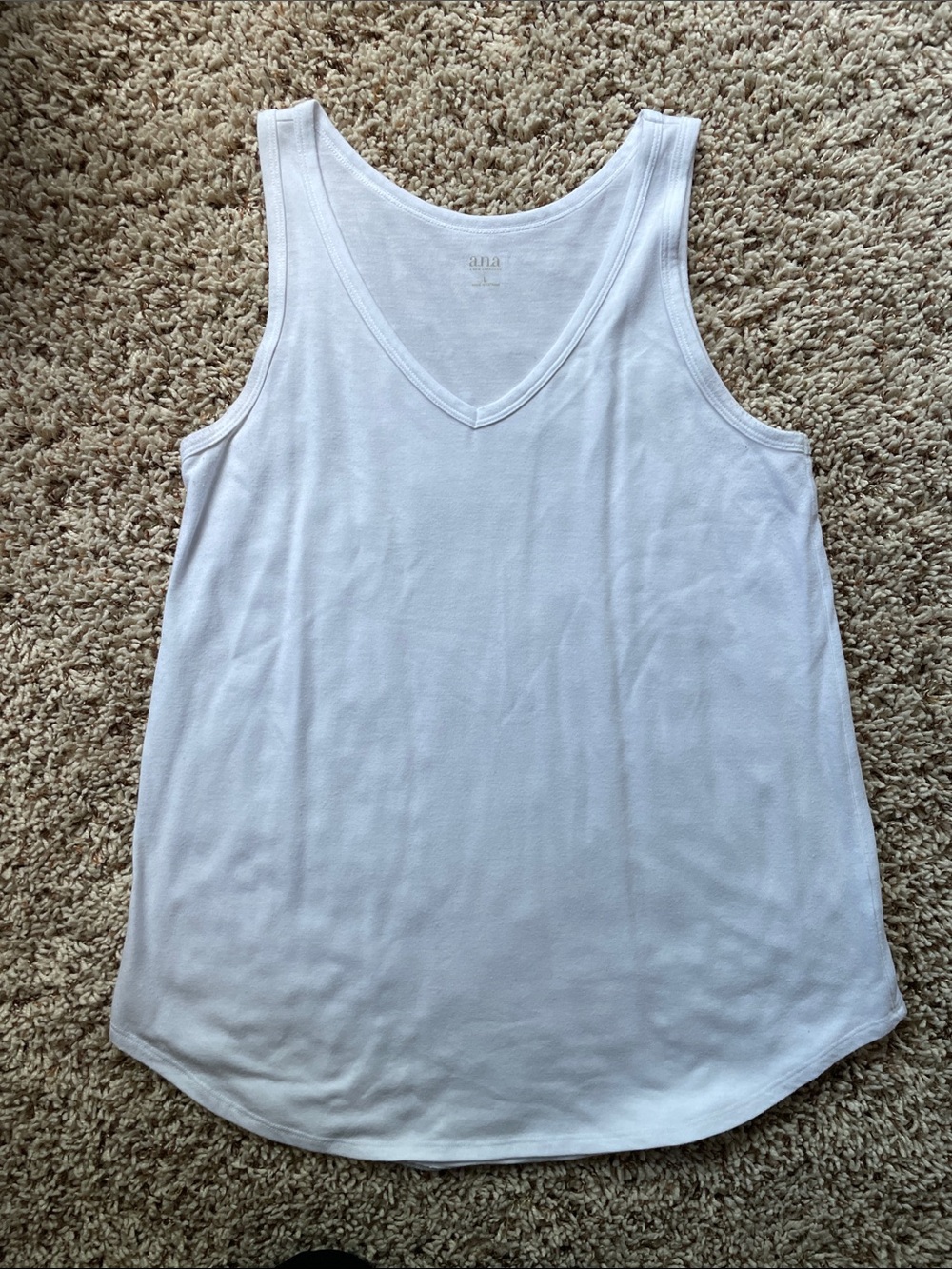 a.n.a White V-Neck Sleeveless Tank